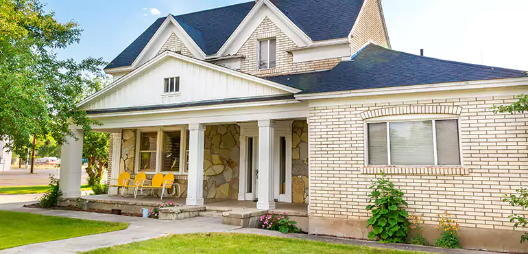 Why Homeowners in Miami Sell Their Houses After Losing a Job – And How We Can Help