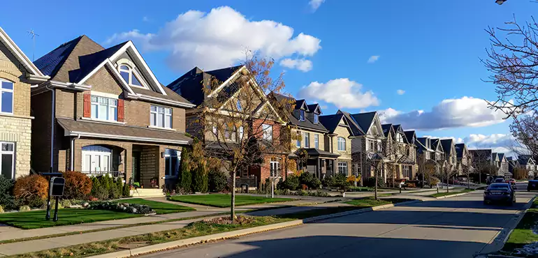 Why Choose Us for Selling Your Foreclosed House in Miami, FL?